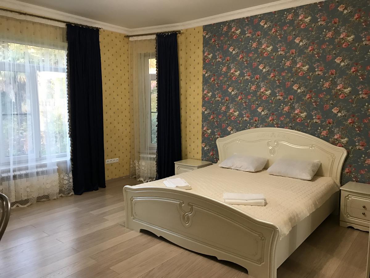 Krasnopolyanskaya Hotel Soči Esterno foto